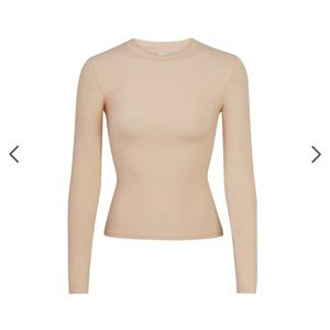 Skims Fits Everybody long sleeve t-shirt